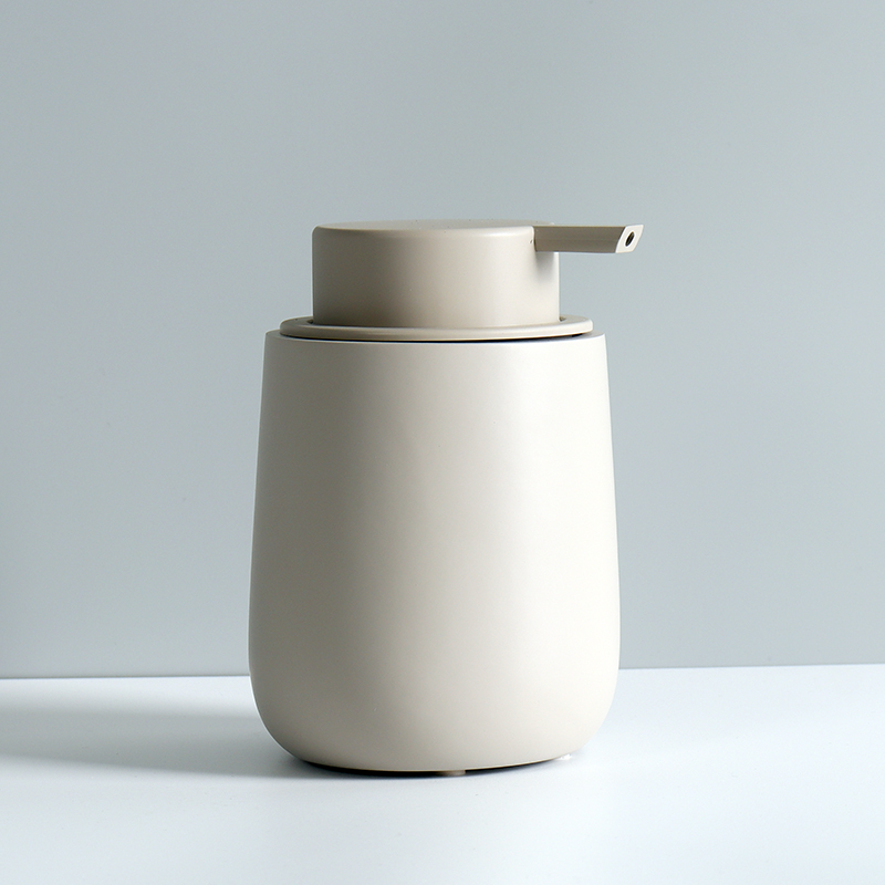 مجموعة ملحقات حمام من 3 قطع من - مراجعة Zara Home Bathroom Set وسعره