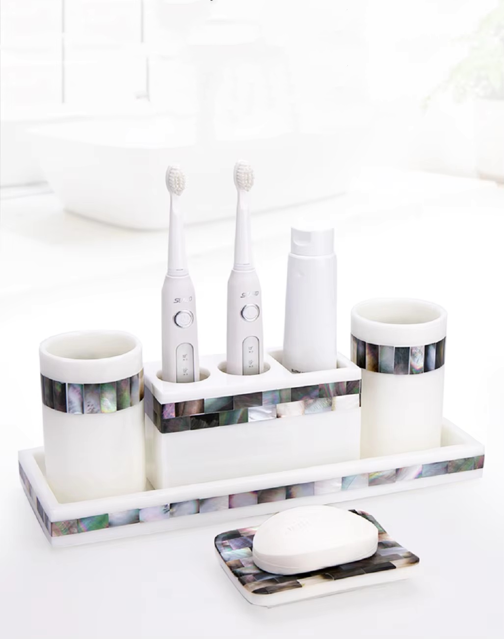مجموعة فرشاة أسنان من الراتنج  - مراجعة Zara Home Bathroom Set وسعره