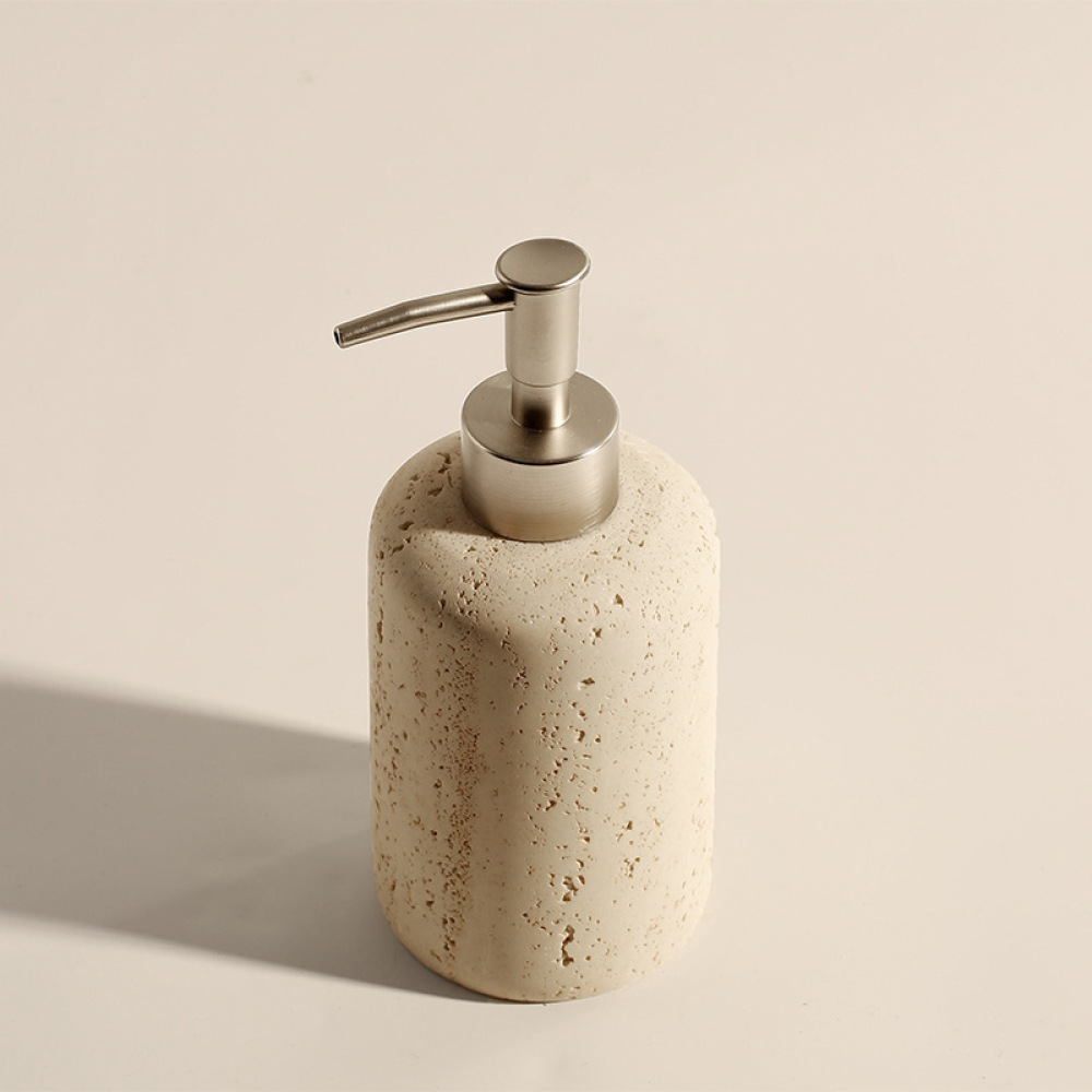 طقم حمام أنيق من الترافرتين، ح - مراجعة Zara Home Bathroom Set وسعره