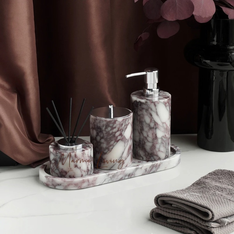 مجموعة إكسسوارات الحمام من الر - مراجعة Zara Home Bathroom Set وسعره